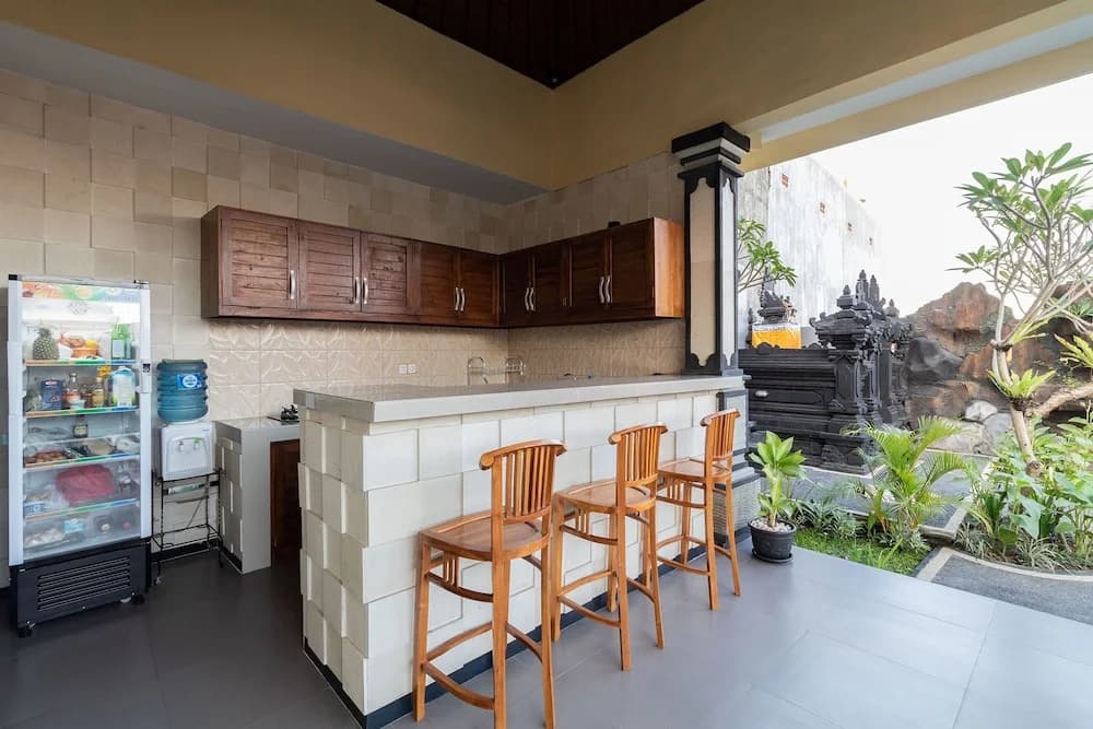Kusuma Guesthouse - photo 17