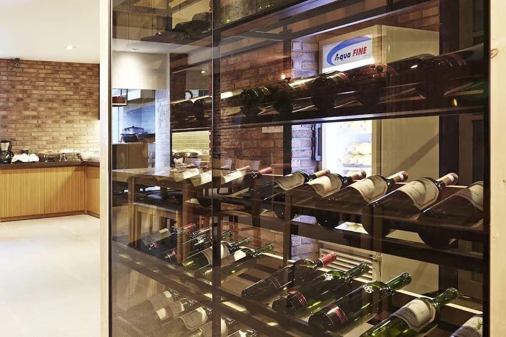 E-HOTEL - photo 12