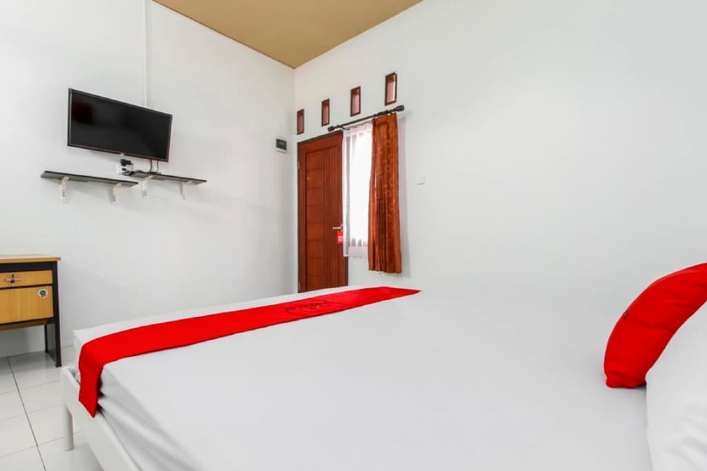 RedDoorz @ Jagakarsa 2 - photo 3