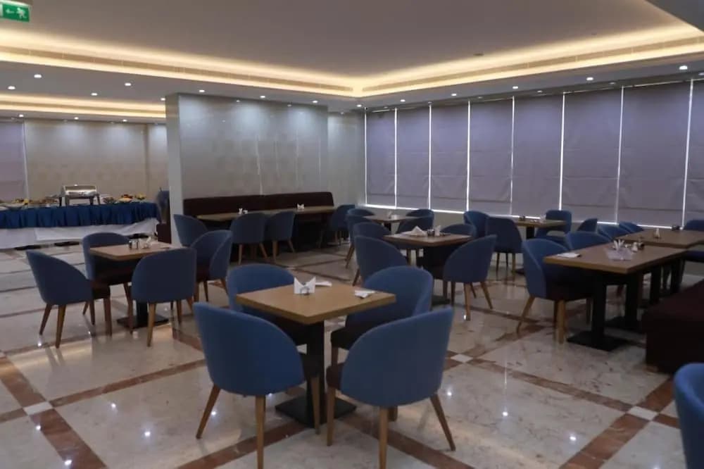 Al Azmi 116 Hotel - photo 9