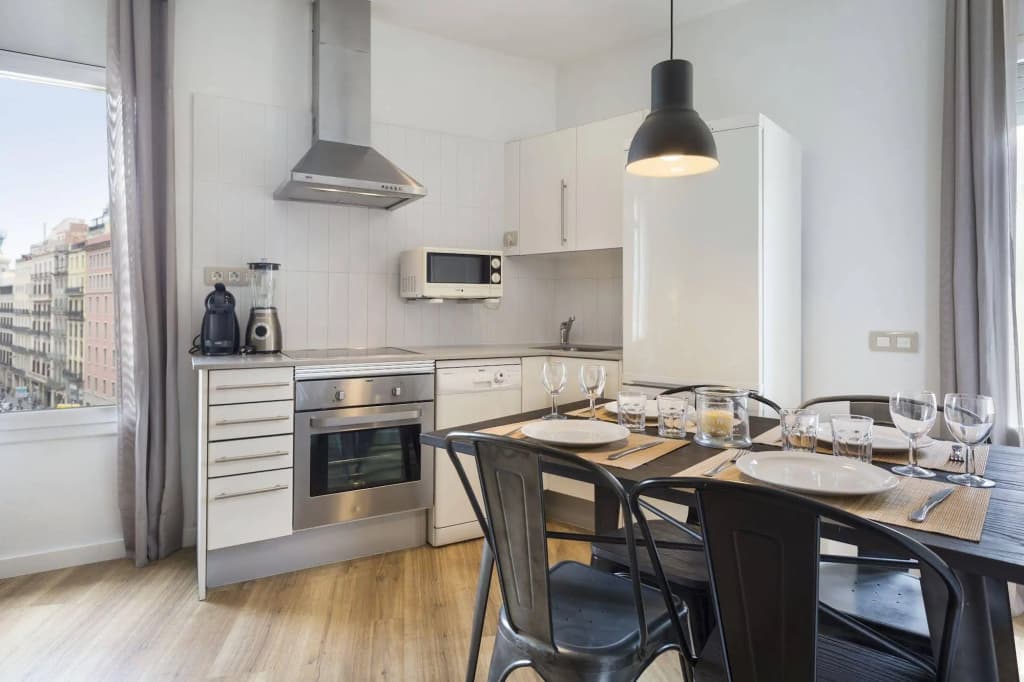 Amister Apartments - photo 13