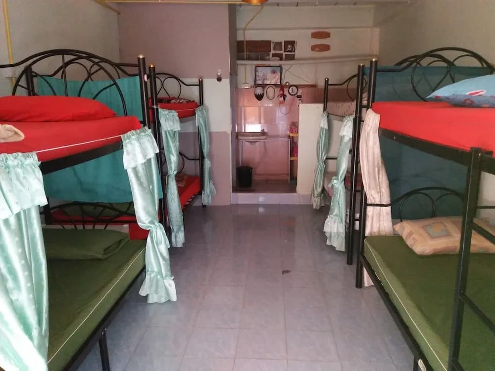 Tawan Hostel - photo 3