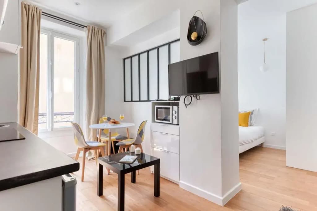 New Large Studio in the Heart of Paris 12 - photo 10