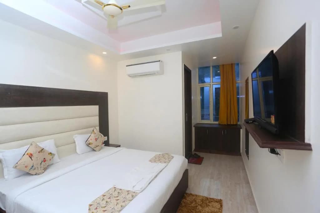 Hotel The Raj Palace - photo 20