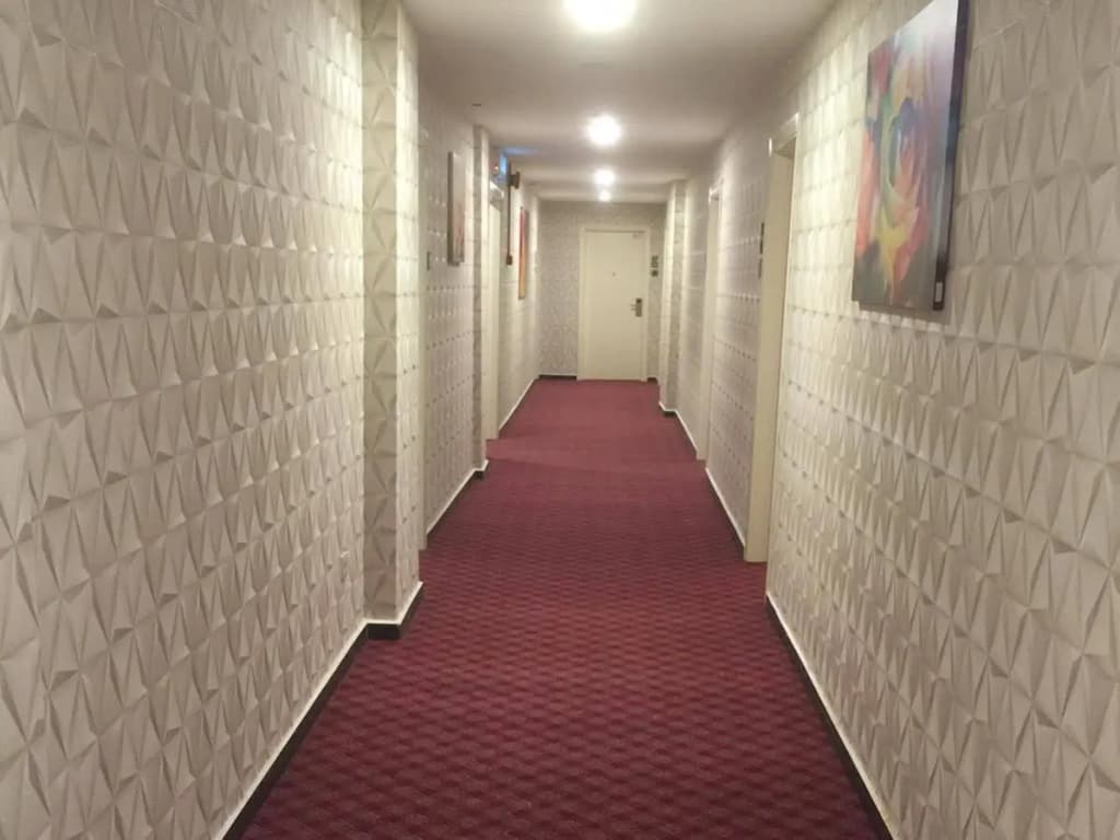 Grand Ct Hotel - photo 7