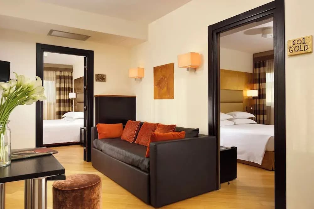 FH55 Med Executive Hotel - photo 6