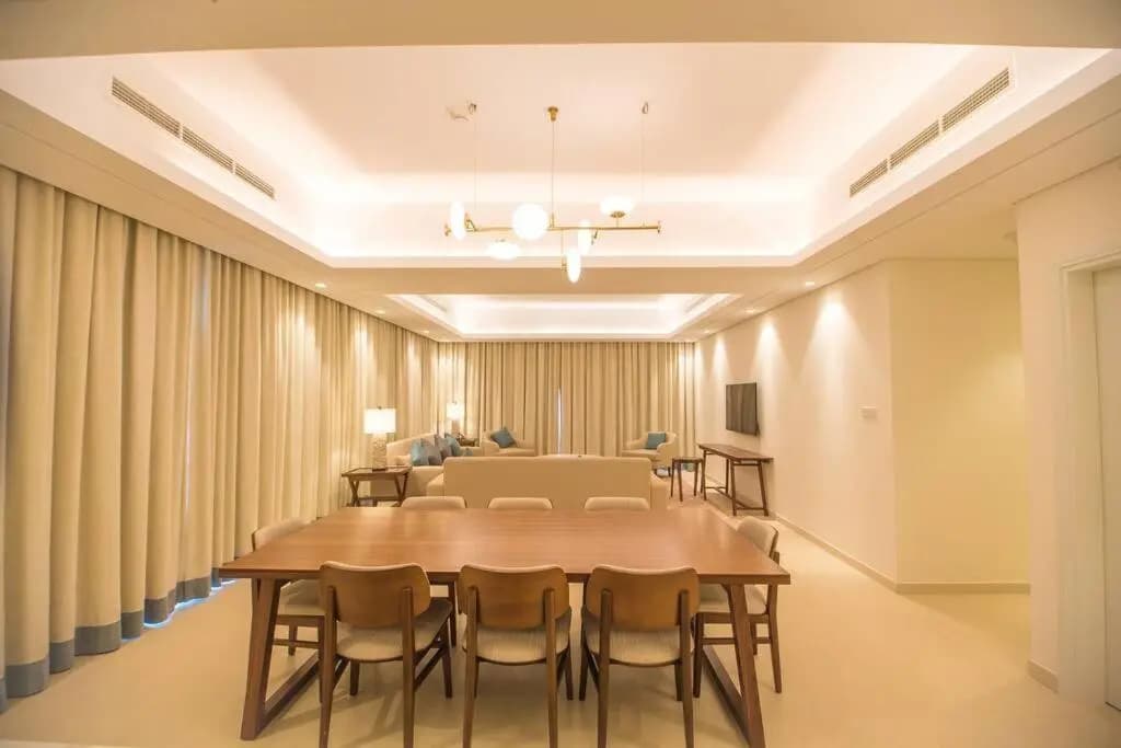 Luxurious 5 Bedroom Apartment - Full Ocean view - photo 11