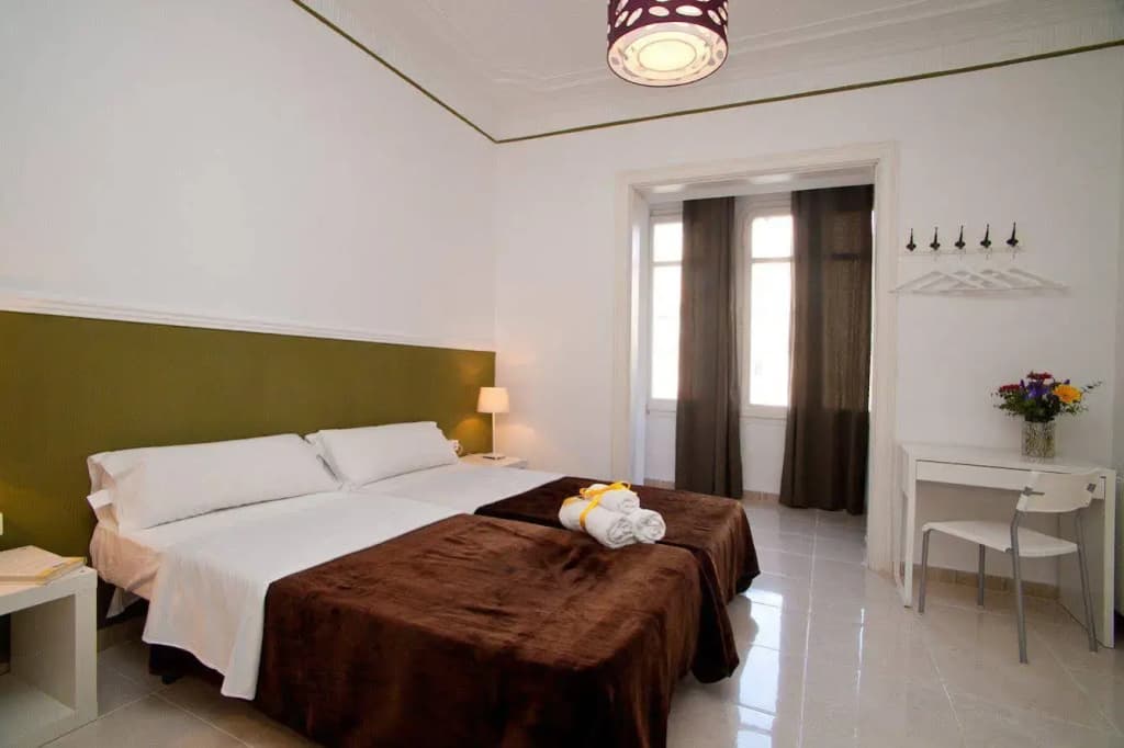 Hostal Que Tal - photo 3