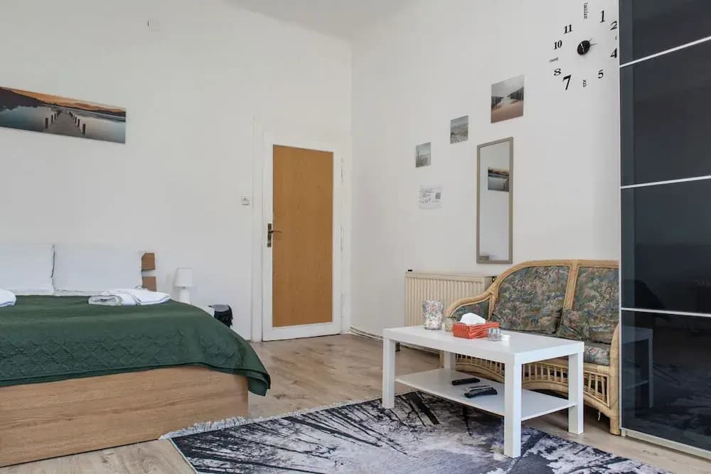 Comfortable 3BR Apt Danube Millennium - photo 3
