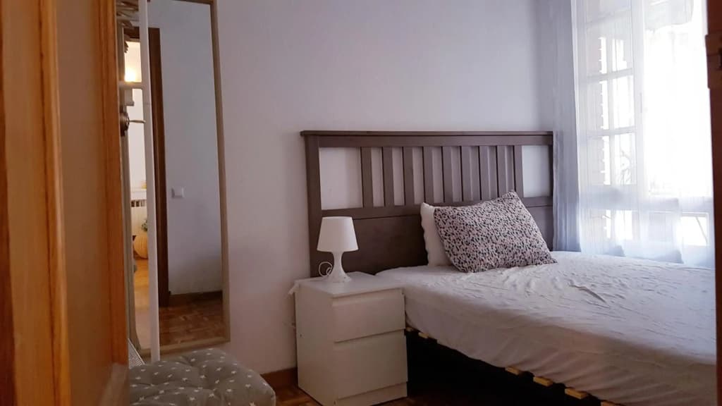 Apartamento BCN con balcón - photo 1
