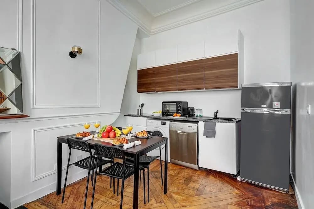 Chic 1BR Flat - Le Marais Charm - photo 10