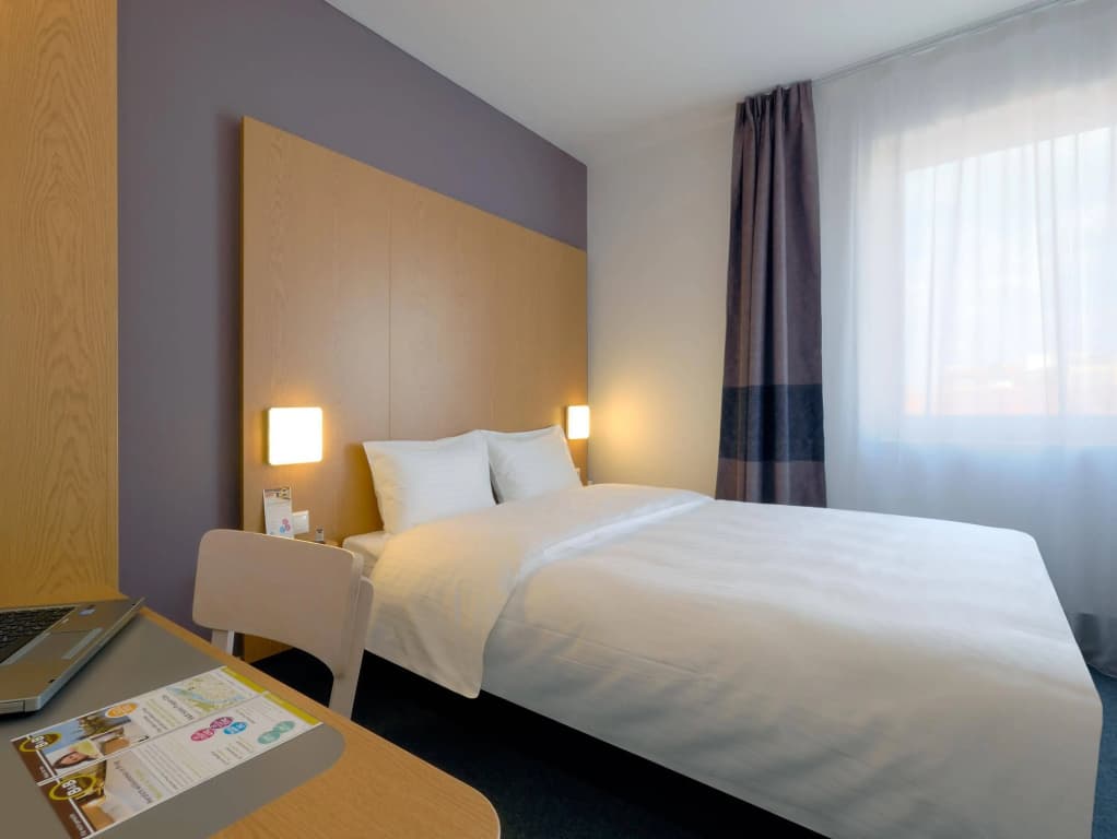 B & B Hotel Prague City - photo 4