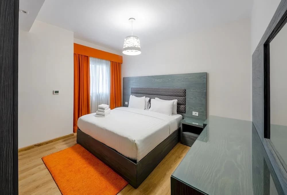 Vesta - Luxury Apt- 2BR - CFC II - photo 3