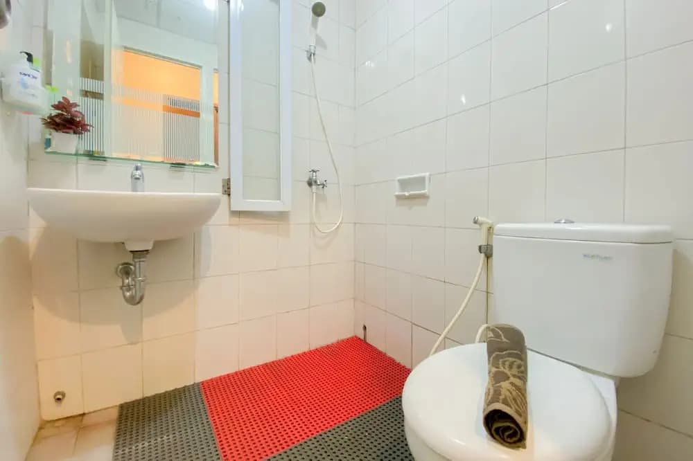 Homey And Warm 2Br At Signature Park Grande Apartment - photo 8
