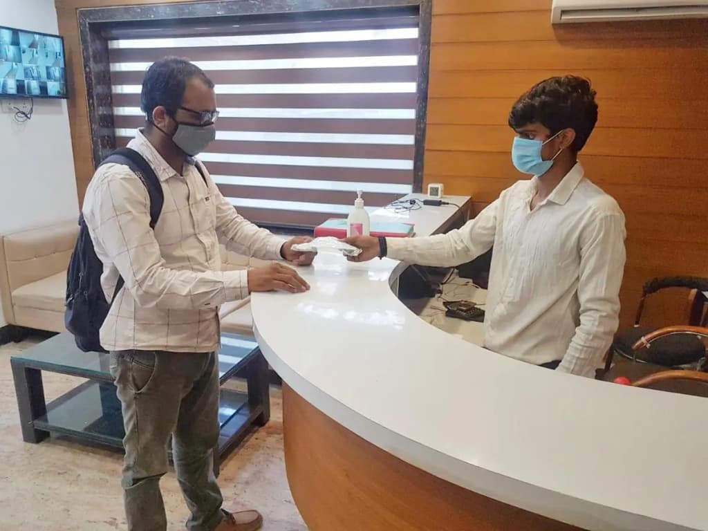 Hotel Delhi Aerocity - photo 28