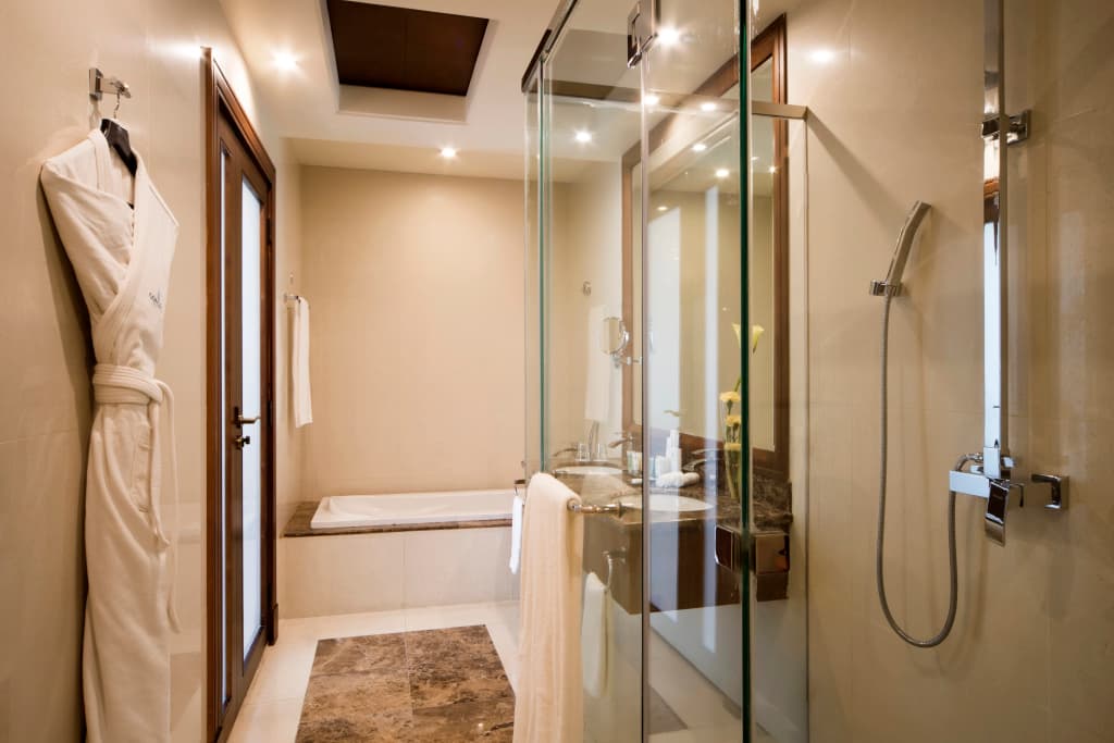 Concorde Hotel Doha - photo 20