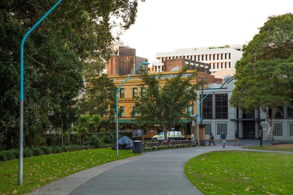 Royal Exhibition Hotel - photo 1