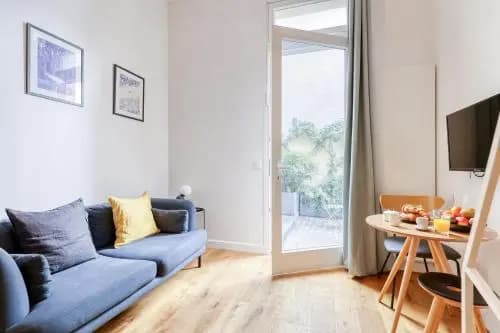 Cute and Bright Studio in a Courtyard-Montmartre(5) - photo 3