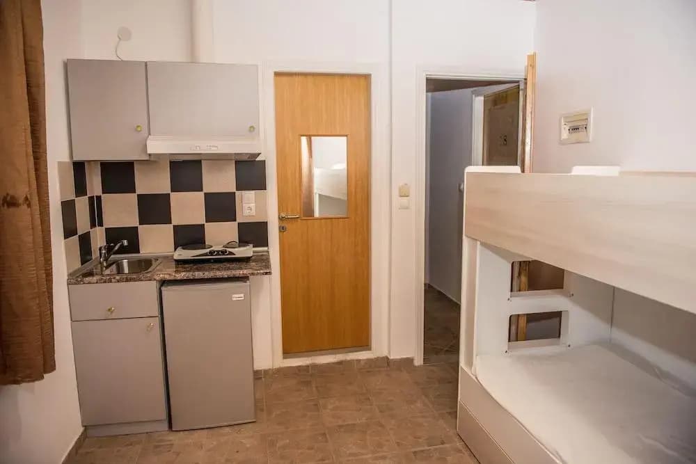 District Suites - photo 12