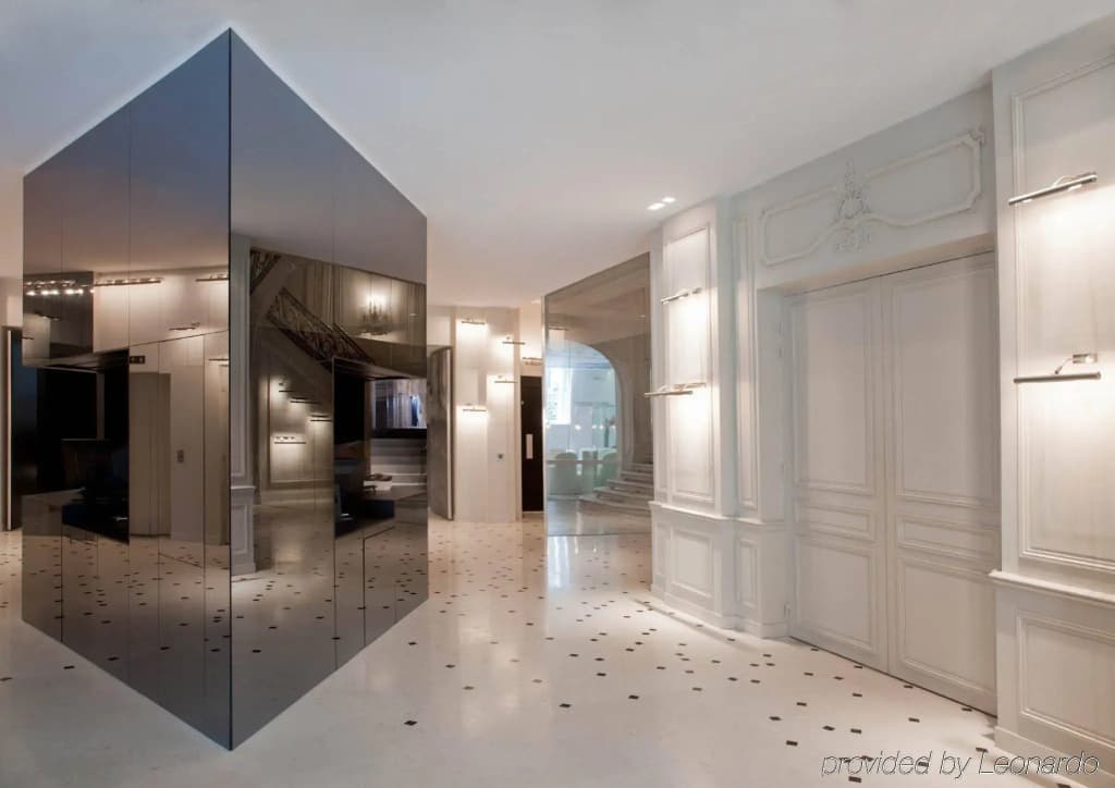 La Maison Champs Elysées - photo 11