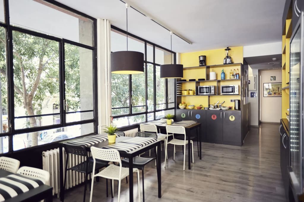 Free Hostels Barcelona - photo 23