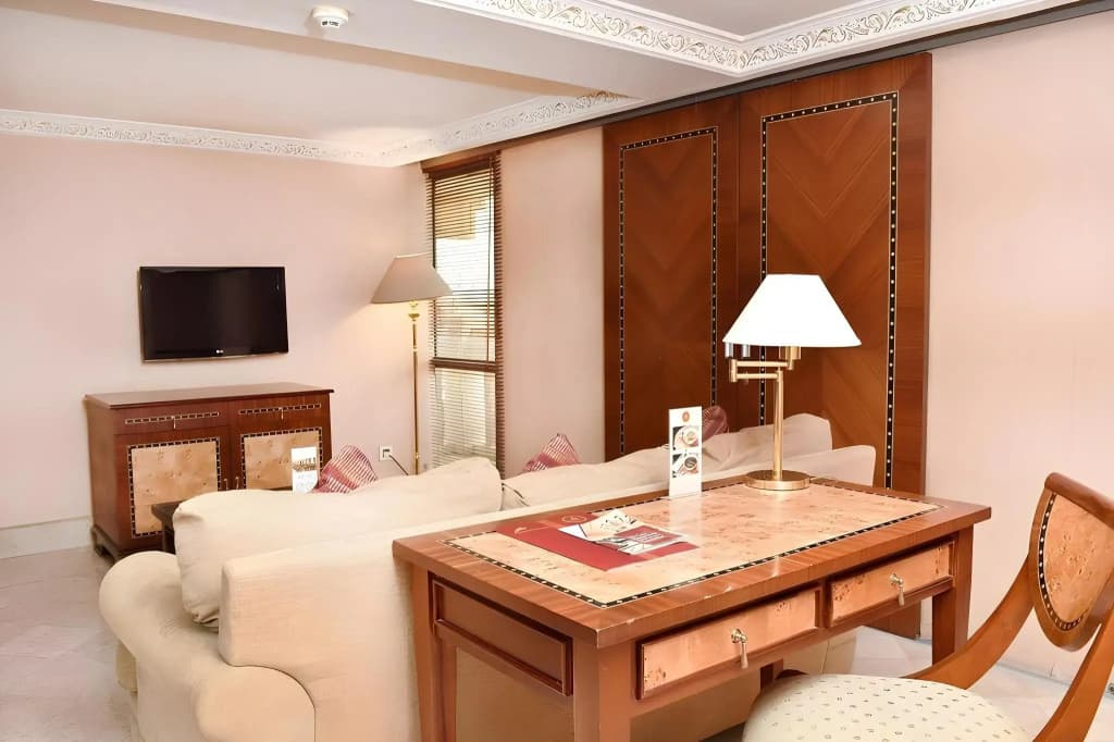 Ambhara Hotel - photo 7