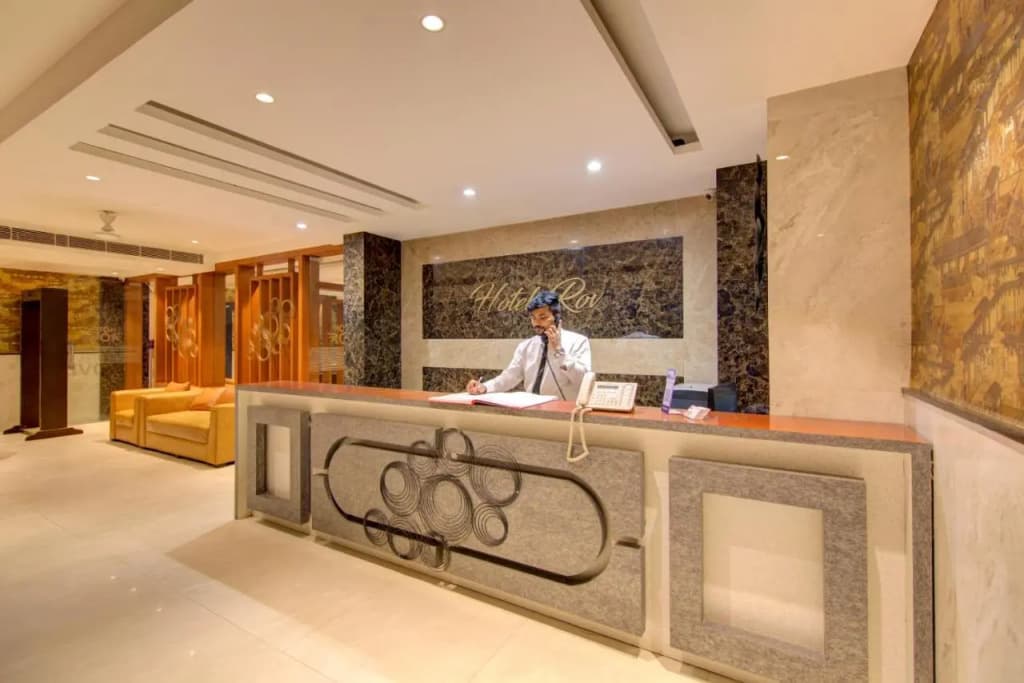 The Elevate Hotel - photo 22