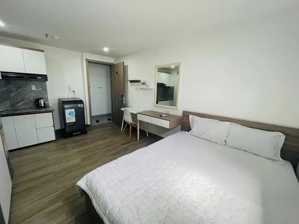 Royal Hotel & Apartment - photo 4