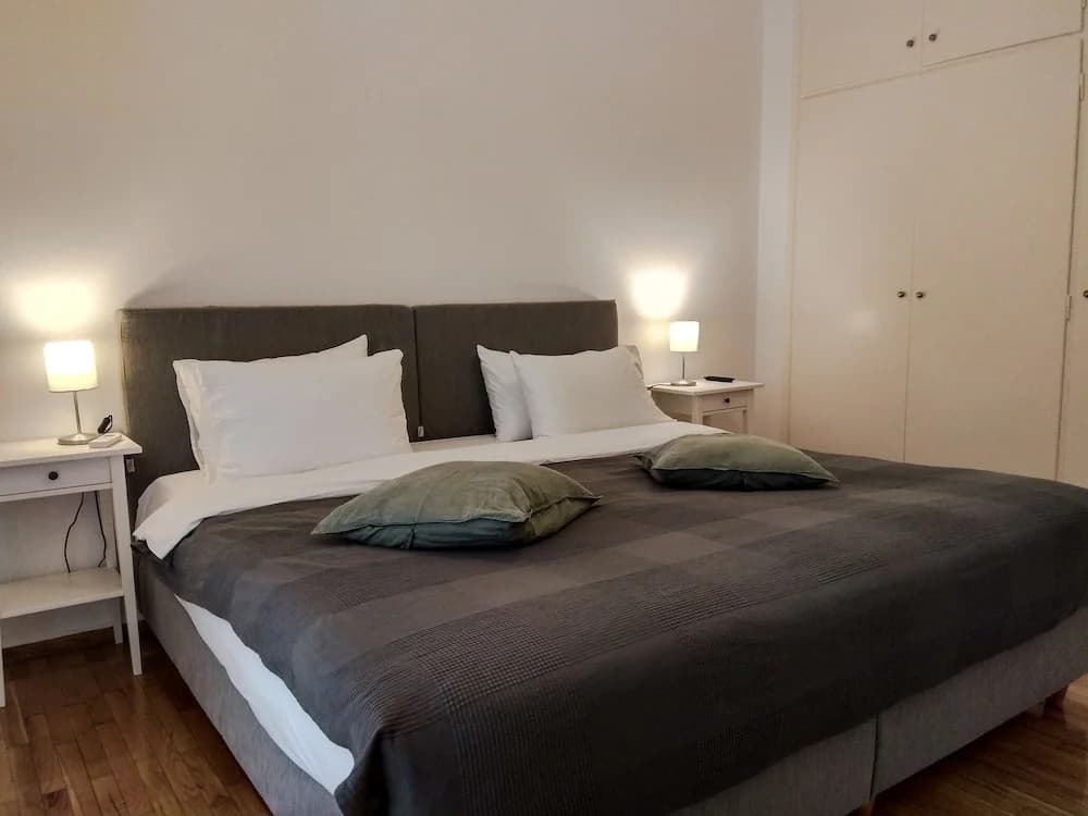 Achillion Apartment - photo 2