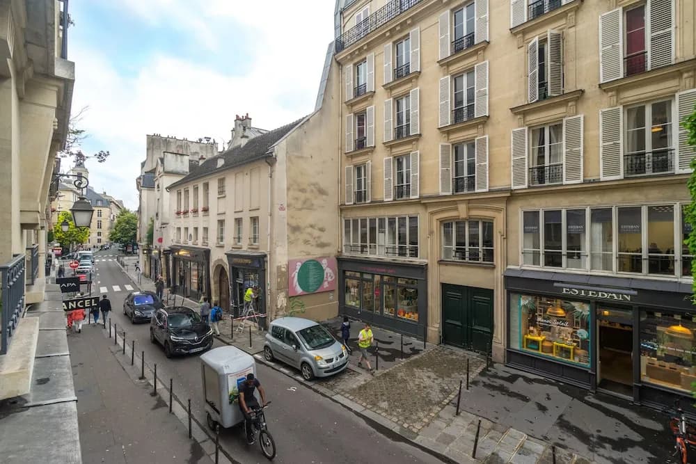 Marais Family - AC -Wifi - main photo