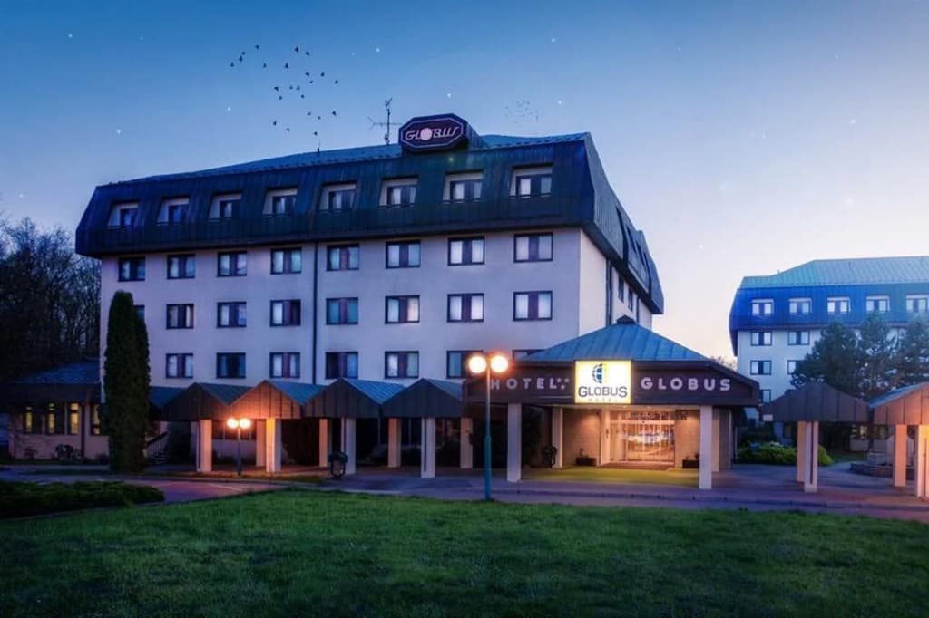 Hotel Globus - main photo