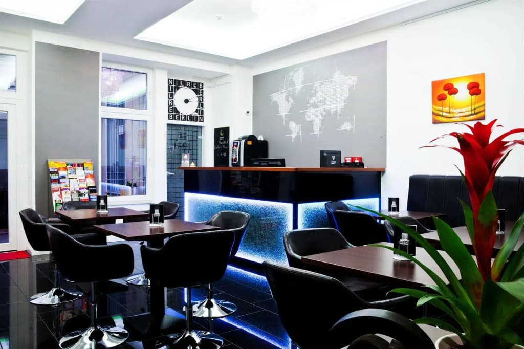 Hotel Prens Berlin - photo 12