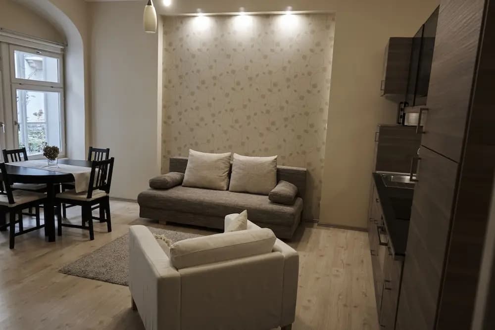Károlyi Garden Apartment - photo 11