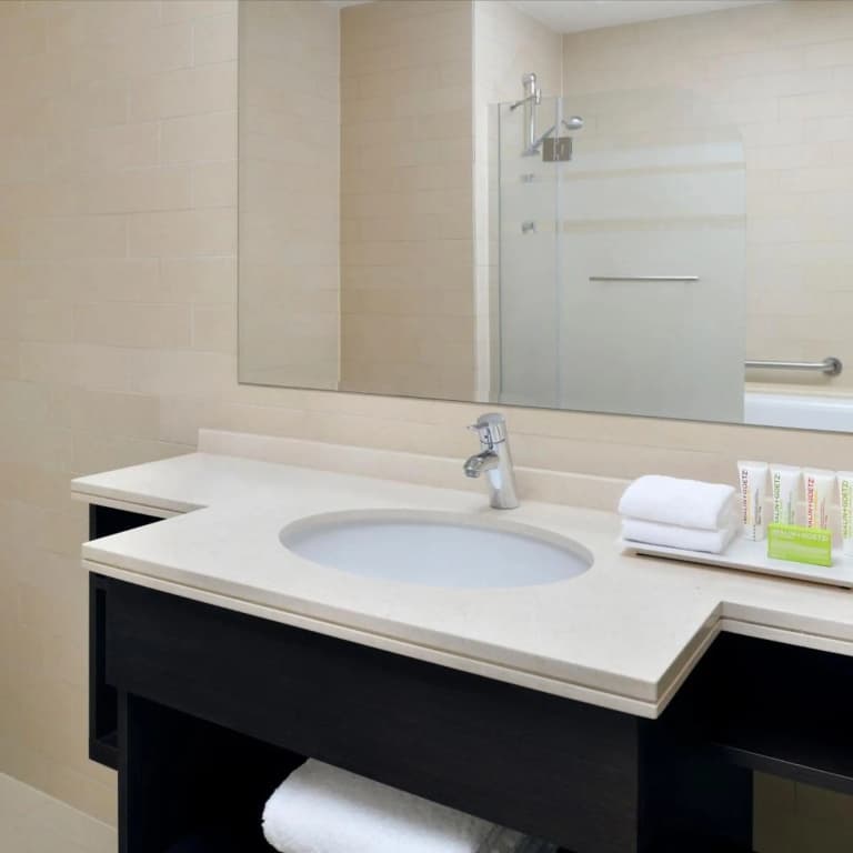 Le Méridien City Center, Doha - photo 39
