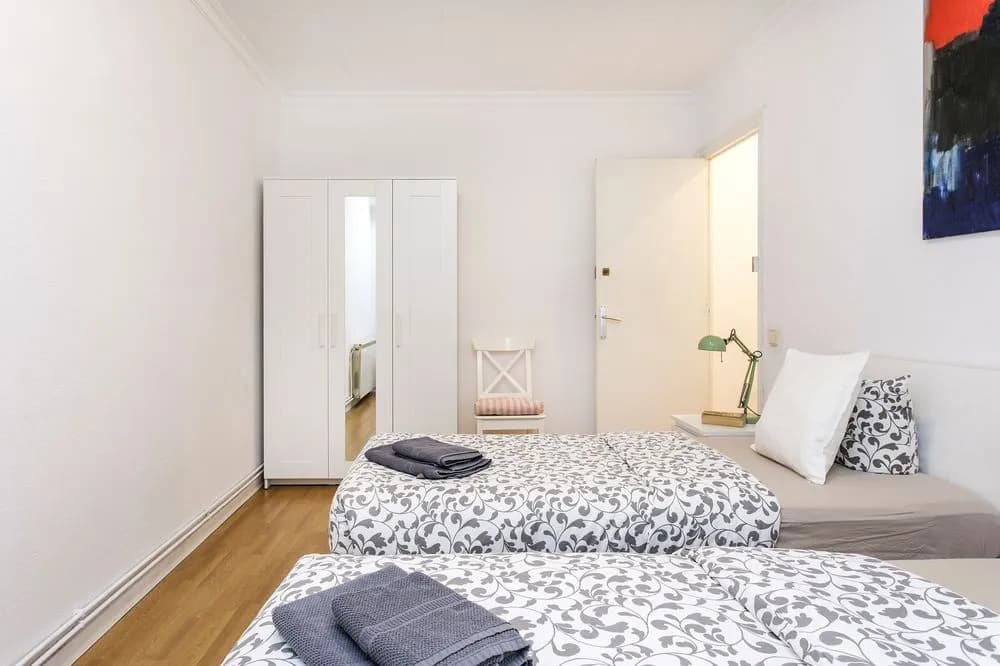 Stunning Apartment Bruc - photo 22