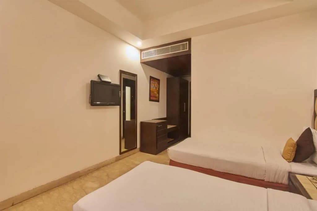 Hotel Livasa Inn - photo 6
