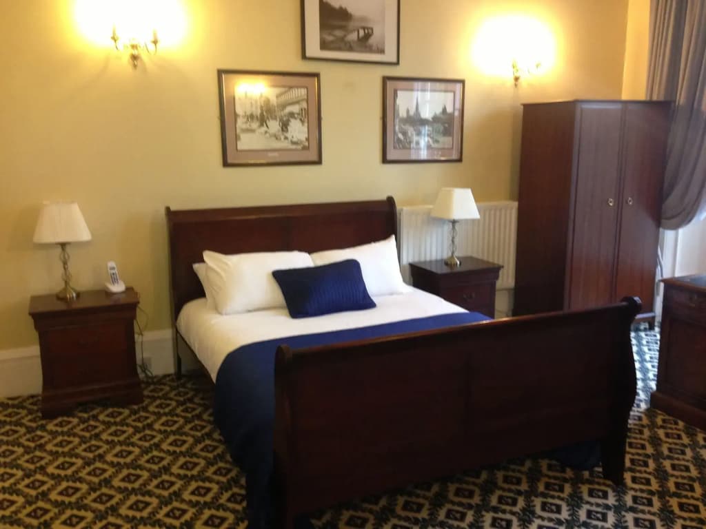 Edinburgh Thistle Hotel - photo 13