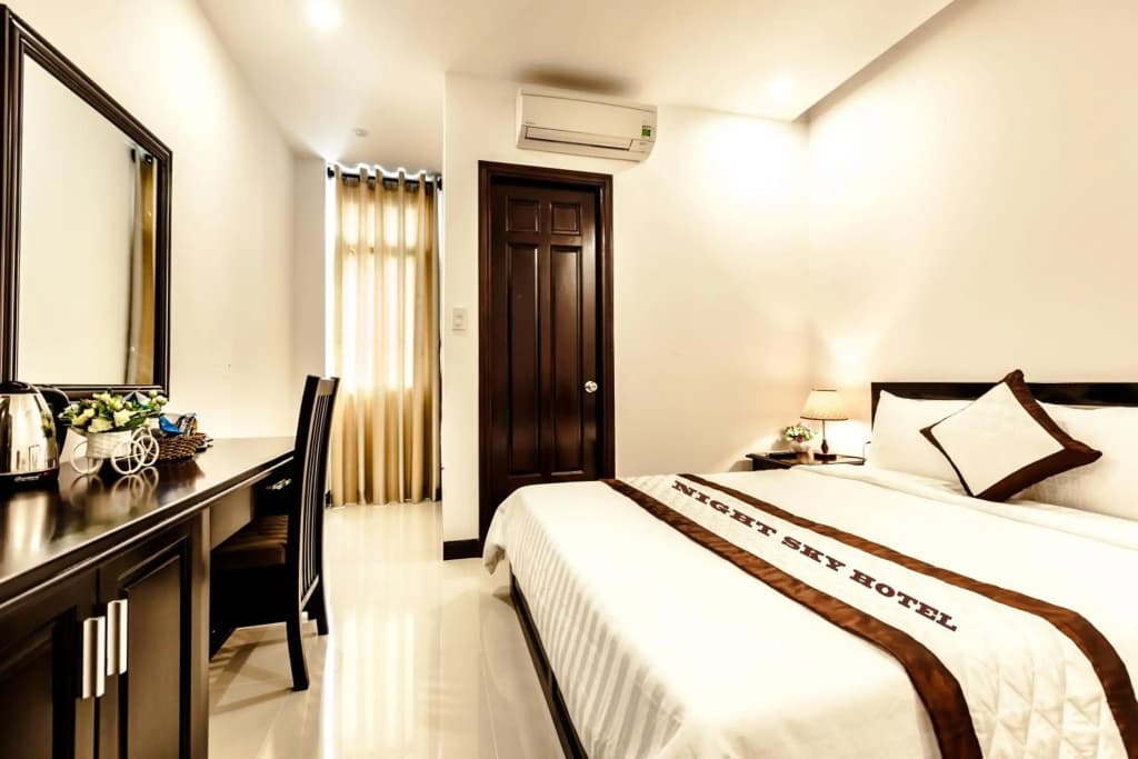 Night Sky Hotel - photo 3