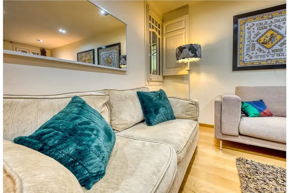 Luxury Apartment near Diagonal - photo 2