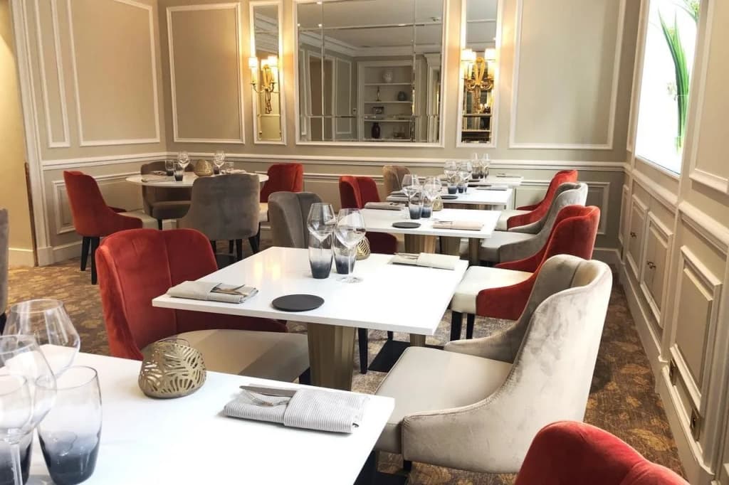 Hotel Westminster - photo 18