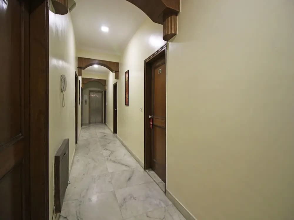 Hotel Jeyan Inn - photo 12