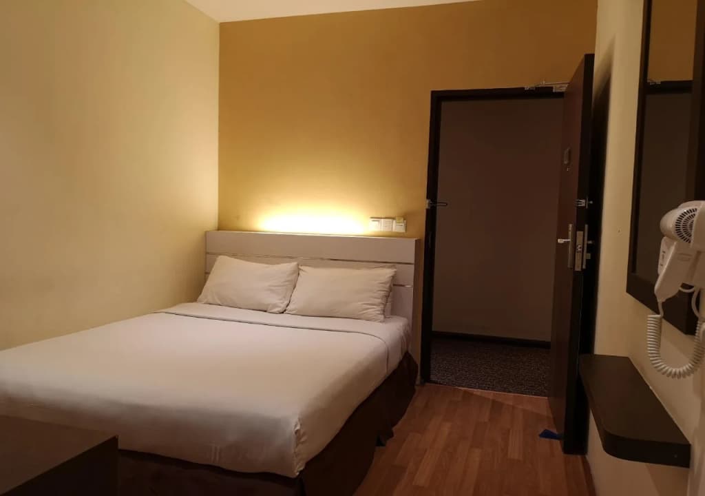 The V Hotel - photo 4