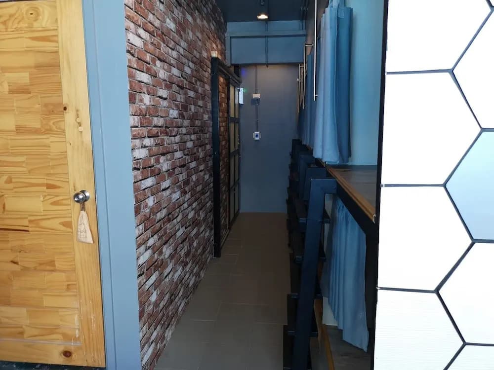 Connect Hostel Patong - photo 11