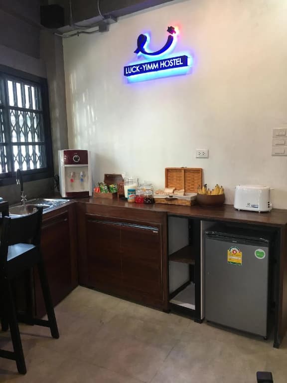 Luck-Yimm Hostel - Adults Only - photo 10