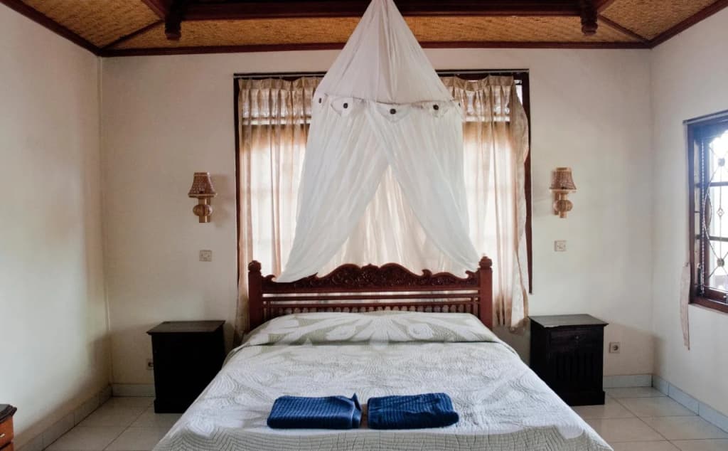 Gusti Garden Bungalows - photo 4