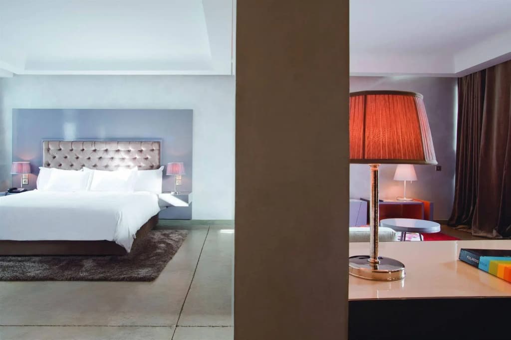 Crystal Hotel - photo 2