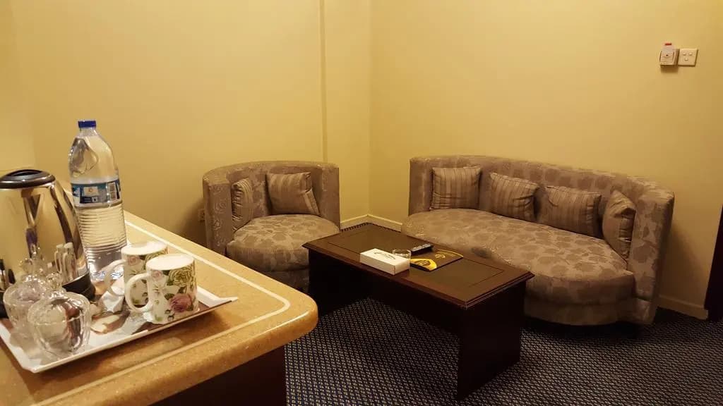 Al Bustan Hotel - photo 16