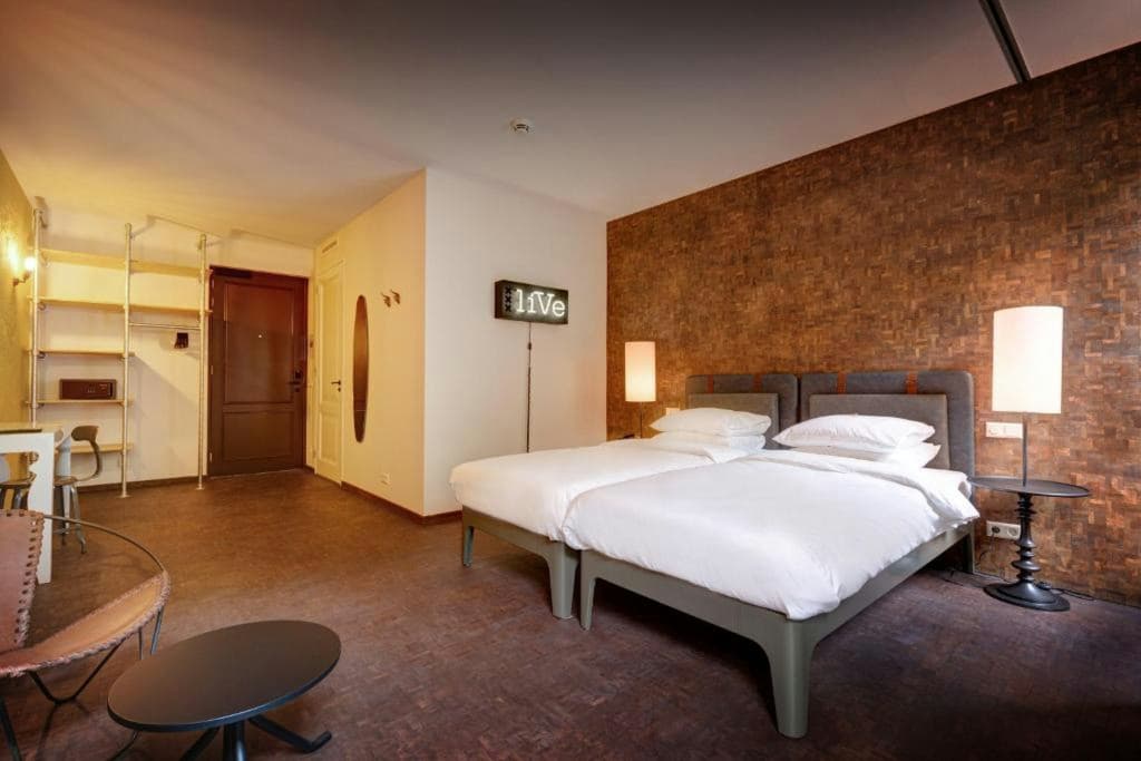 Hotel V Nesplein - photo 7
