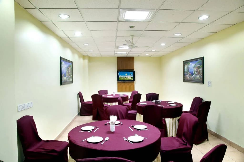 Hotel TJS Royale - photo 8