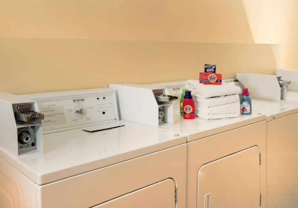 Parc Corniche Condominium Suite Hotel - photo 23